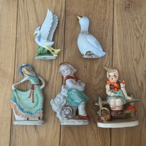 Vintage Ceramic Figurines Set - Made in Japan